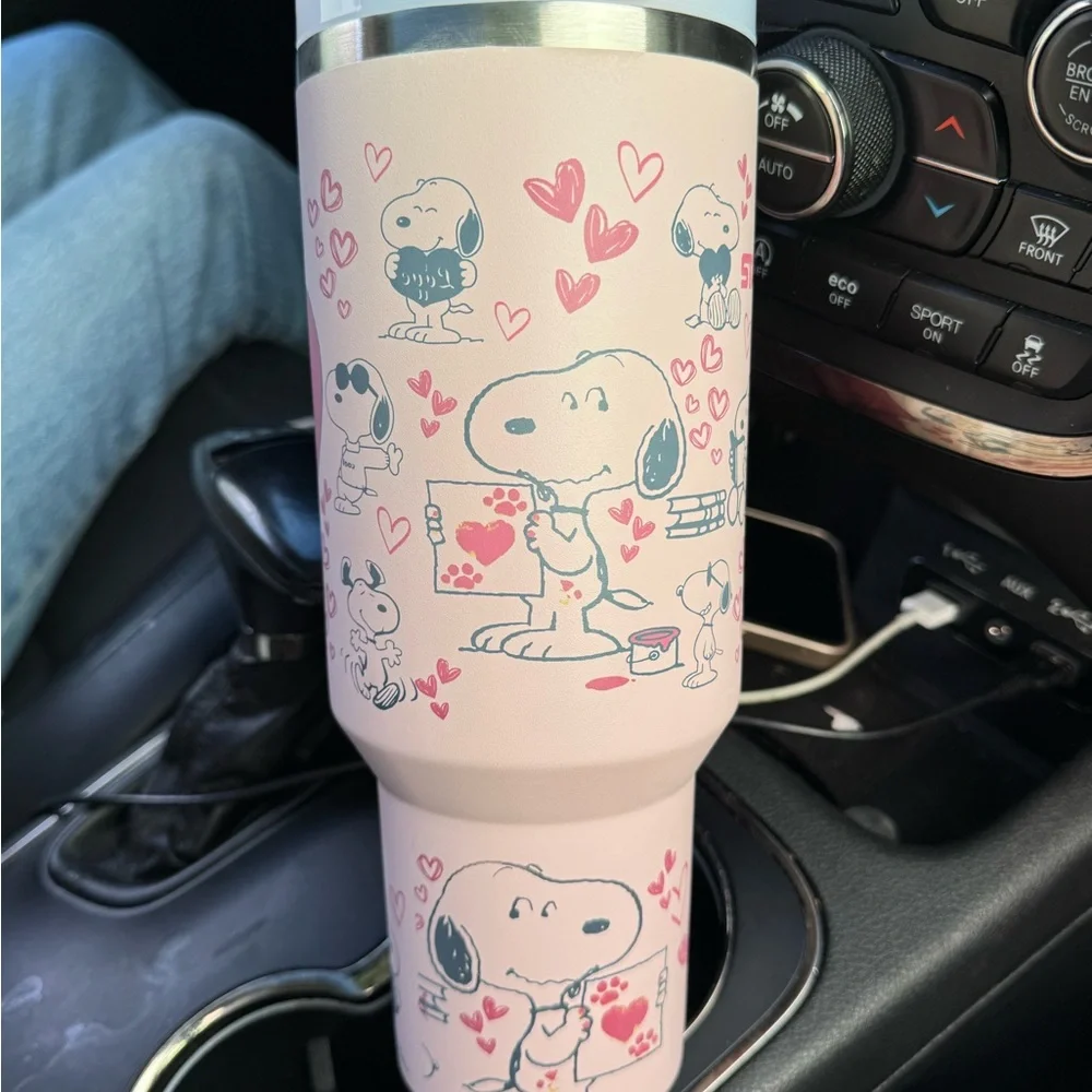 Stanley Pink Peanuts Snoopy Illustrated Travel Mug - Picture 2 of 3